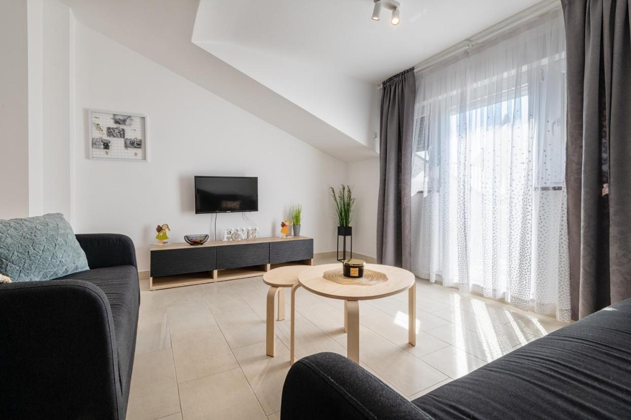 Apartment Familia Neum Eksteriør billede