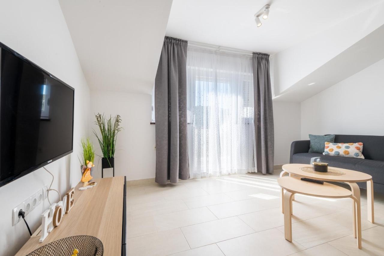 Apartment Familia Neum Eksteriør billede