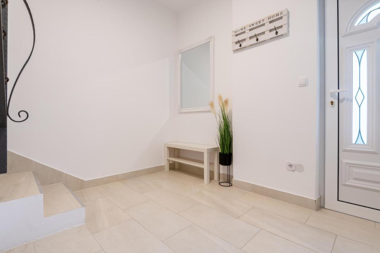 Apartment Familia Neum Eksteriør billede